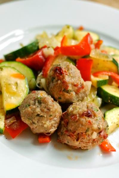 Yrttilihapullat_kasvishöystö