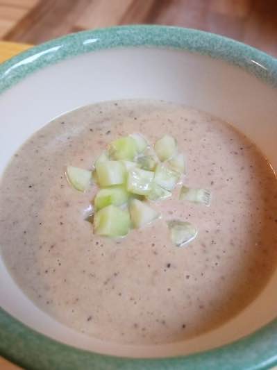 kurkkukuutiot ja maa-artisokkakeitto