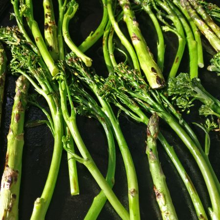 grillattu_broccoliini